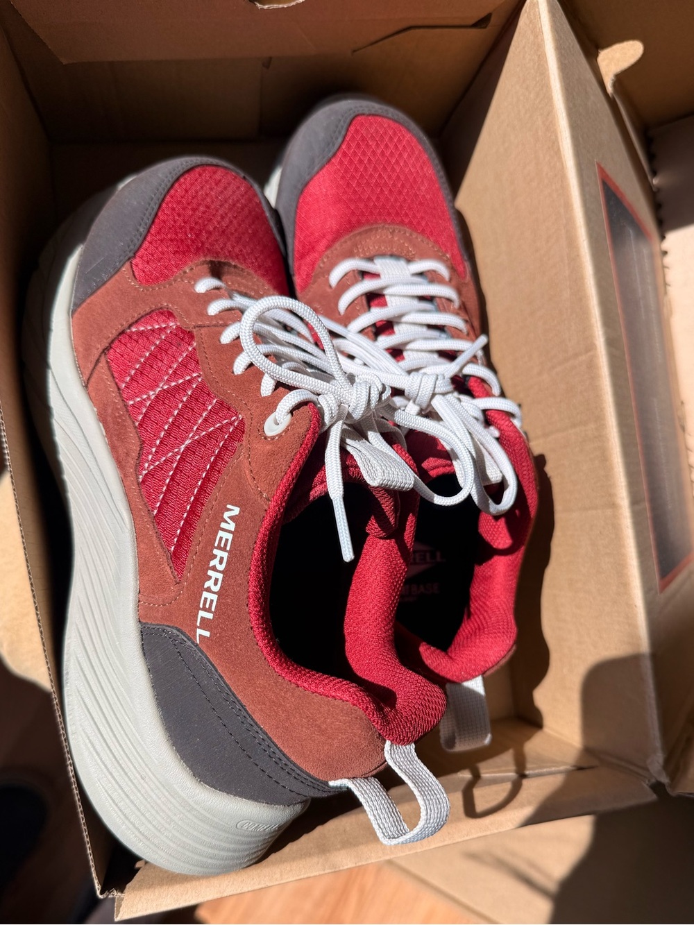 Merrell Women’s Red Alpine Work Sneakers Carbon Fiber Toe Non-Slip 9